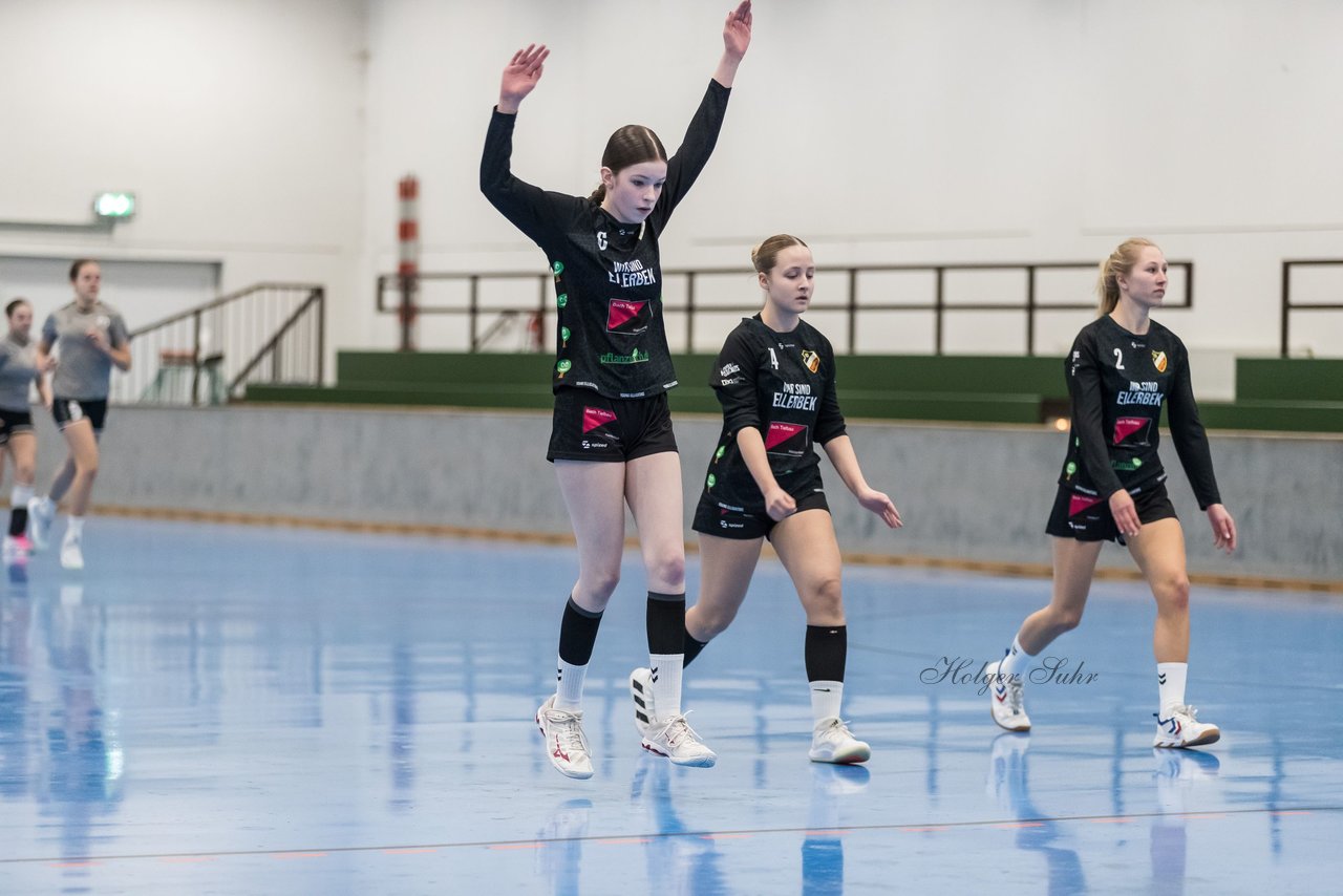 Bild 43 - wBJ TSV Ellerbek - TSV Uetersen : Ergebnis: 15:10